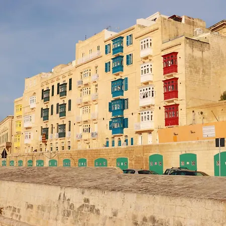 Cozy Private With Ensuite In Msida/pieta - Near Valletta Pieta