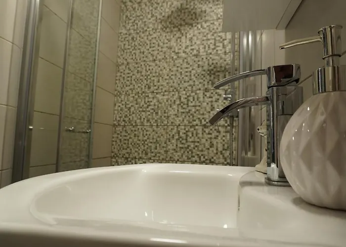 Cozy Private With Ensuite In Msida/pieta - Near Valletta Проживание в семье