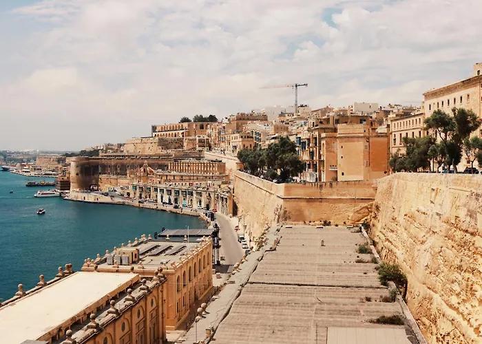 Cozy Private With Ensuite In Msida/pieta - Near Valletta *