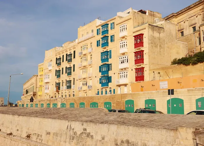 Cozy Private With Ensuite In Msida/pieta - Near Valletta Pieta