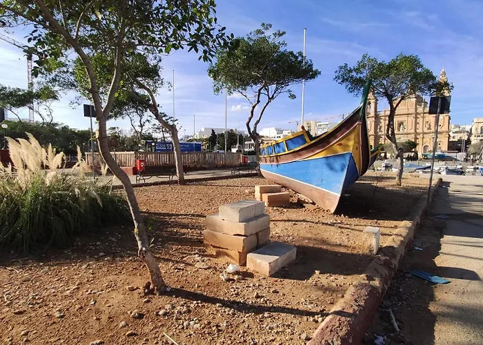 Cozy Private With Ensuite In Msida/pieta - Near Valletta *