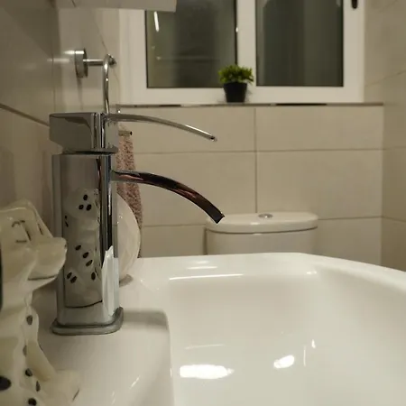 Cozy Private With Ensuite In Msida/pieta - Near Valletta Проживание в семье