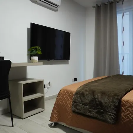 Cozy Private With Ensuite In Msida/pieta - Near Valletta Pietà