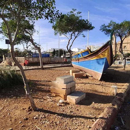 Cozy Private With Ensuite In Msida/pieta - Near Valletta *