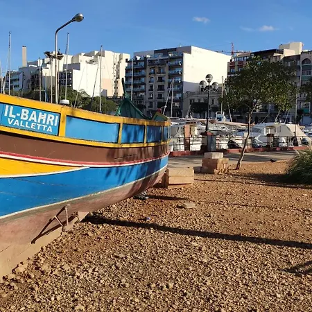 Cozy Private With Ensuite In Msida/pieta - Near Valletta